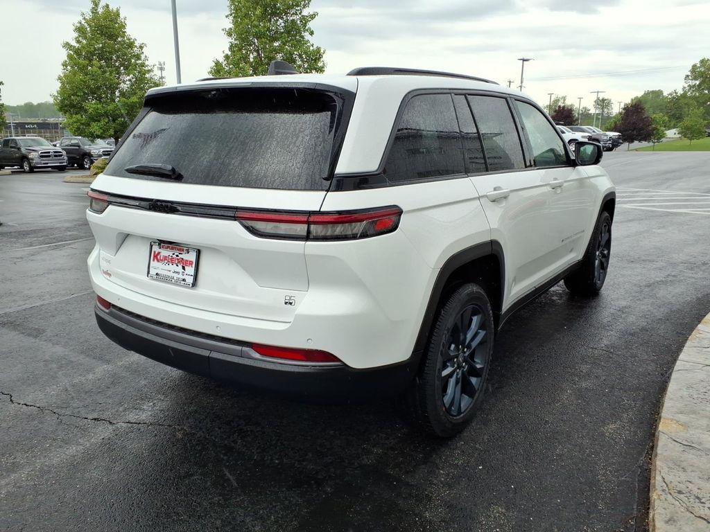 new 2026 Jeep Grand Cherokee car, priced at $49,379