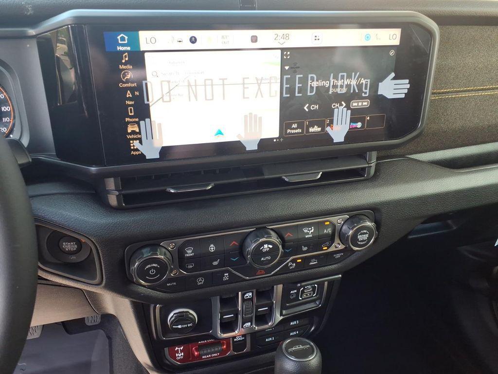 new 2026 Jeep Gladiator car, priced at $51,477