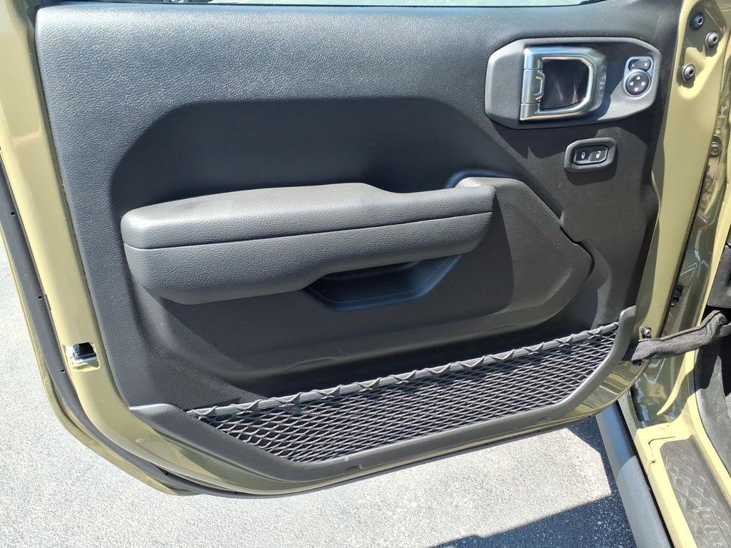 new 2026 Jeep Gladiator car, priced at $51,477