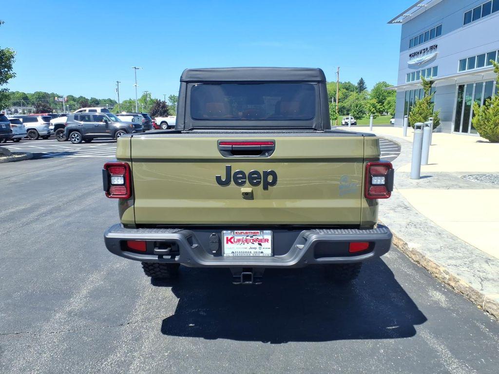 new 2026 Jeep Gladiator car, priced at $51,477