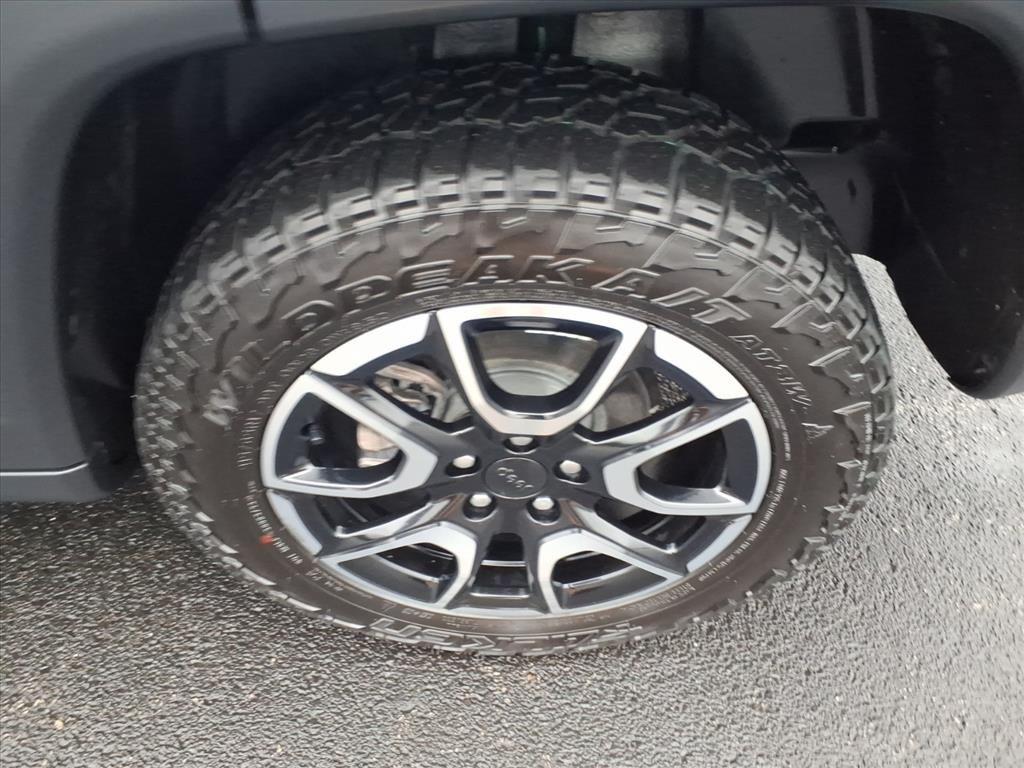 used 2024 Jeep Compass car, priced at $27,834