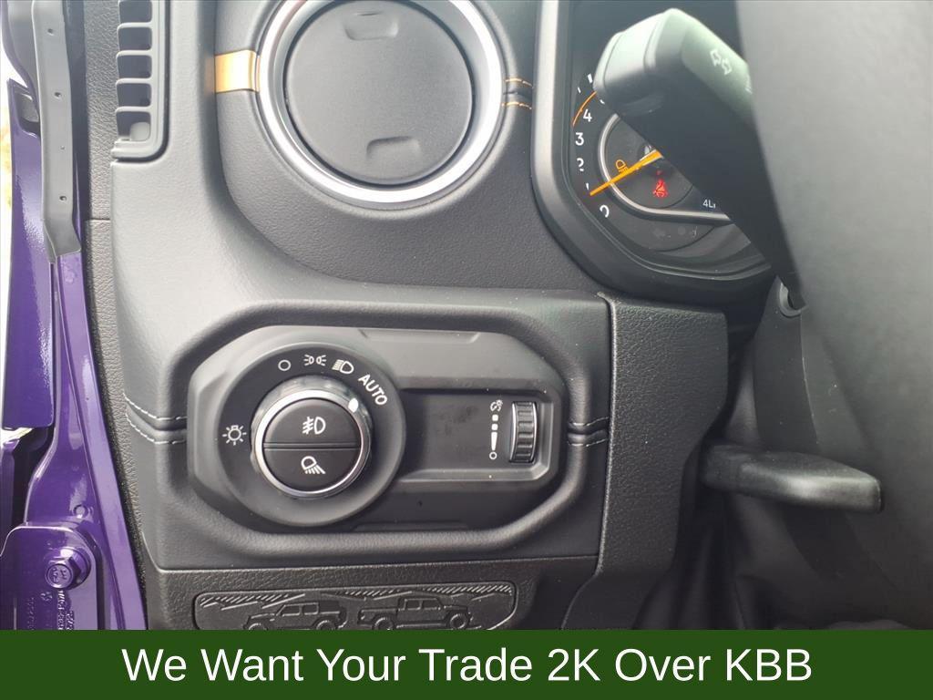 new 2026 Jeep Gladiator car, priced at $51,017