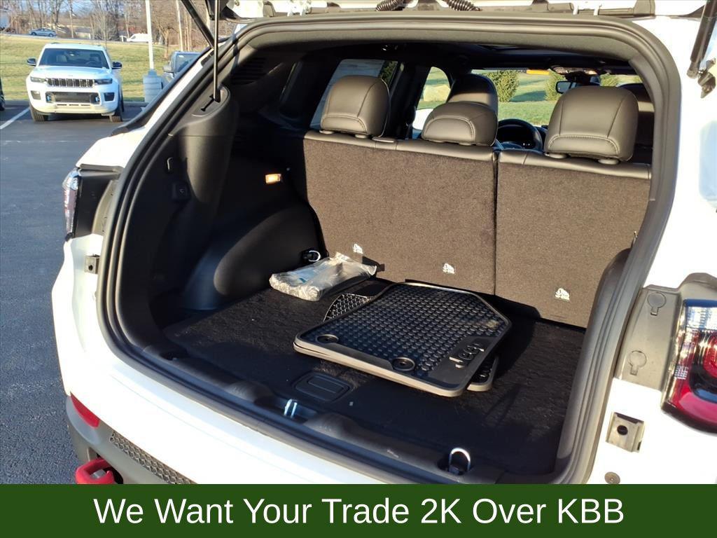 new 2026 Jeep Compass car, priced at $35,184