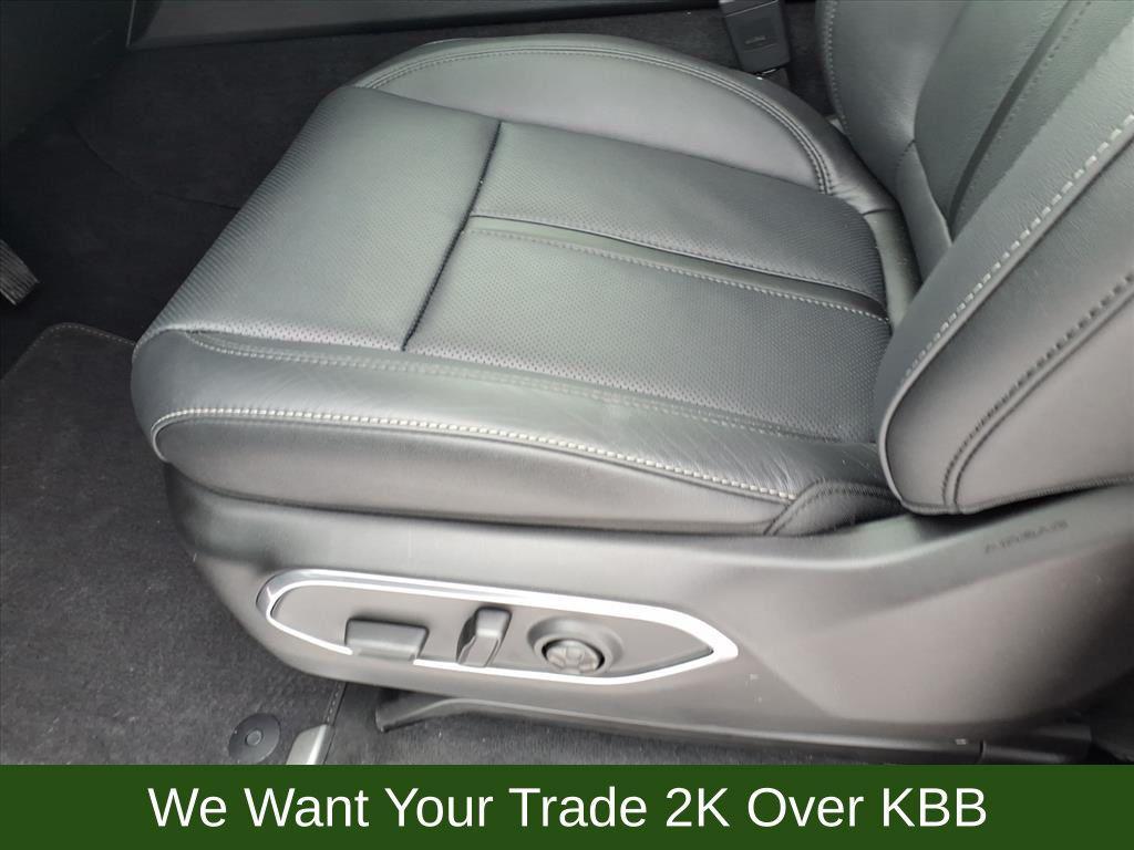 new 2026 Jeep Grand Wagoneer car, priced at $75,995