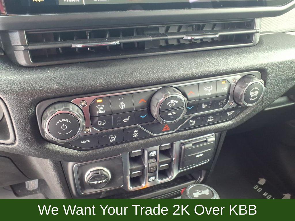 new 2026 Jeep Wrangler car, priced at $48,387