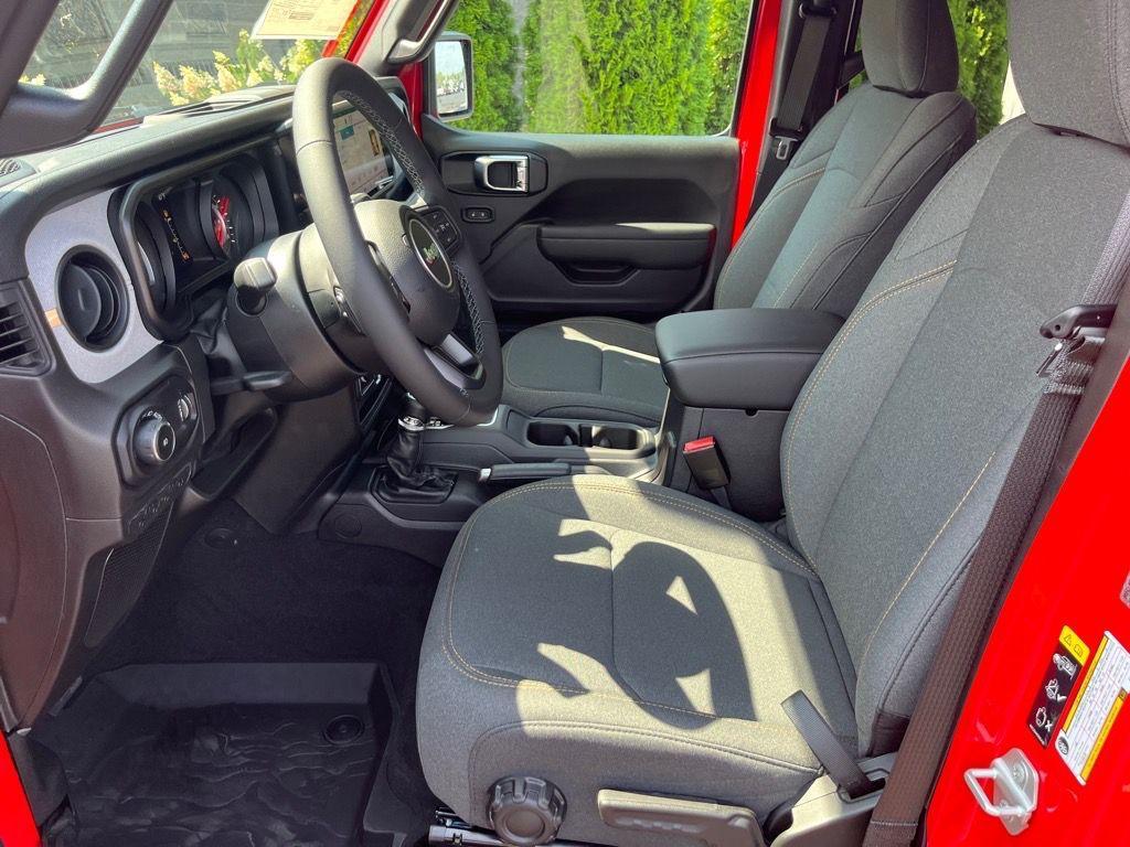 new 2025 Jeep Wrangler car, priced at $50,291
