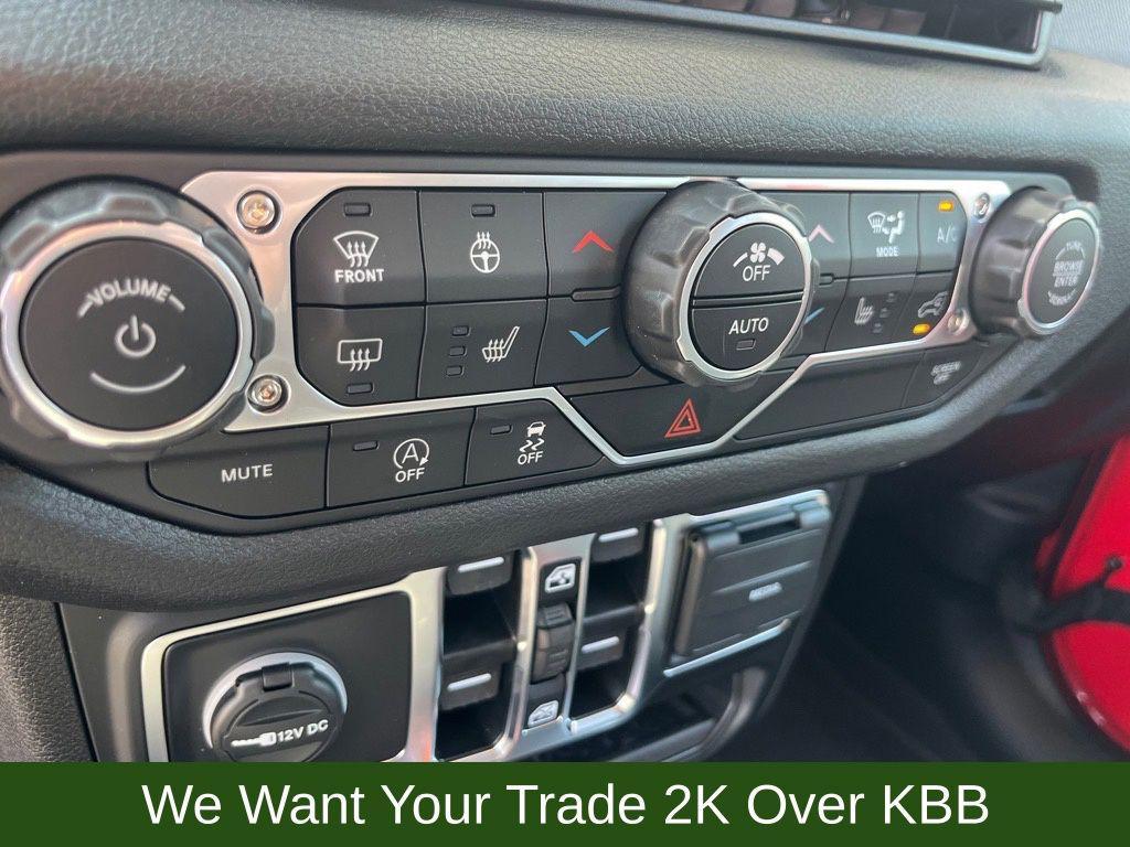 new 2025 Jeep Wrangler car, priced at $41,791