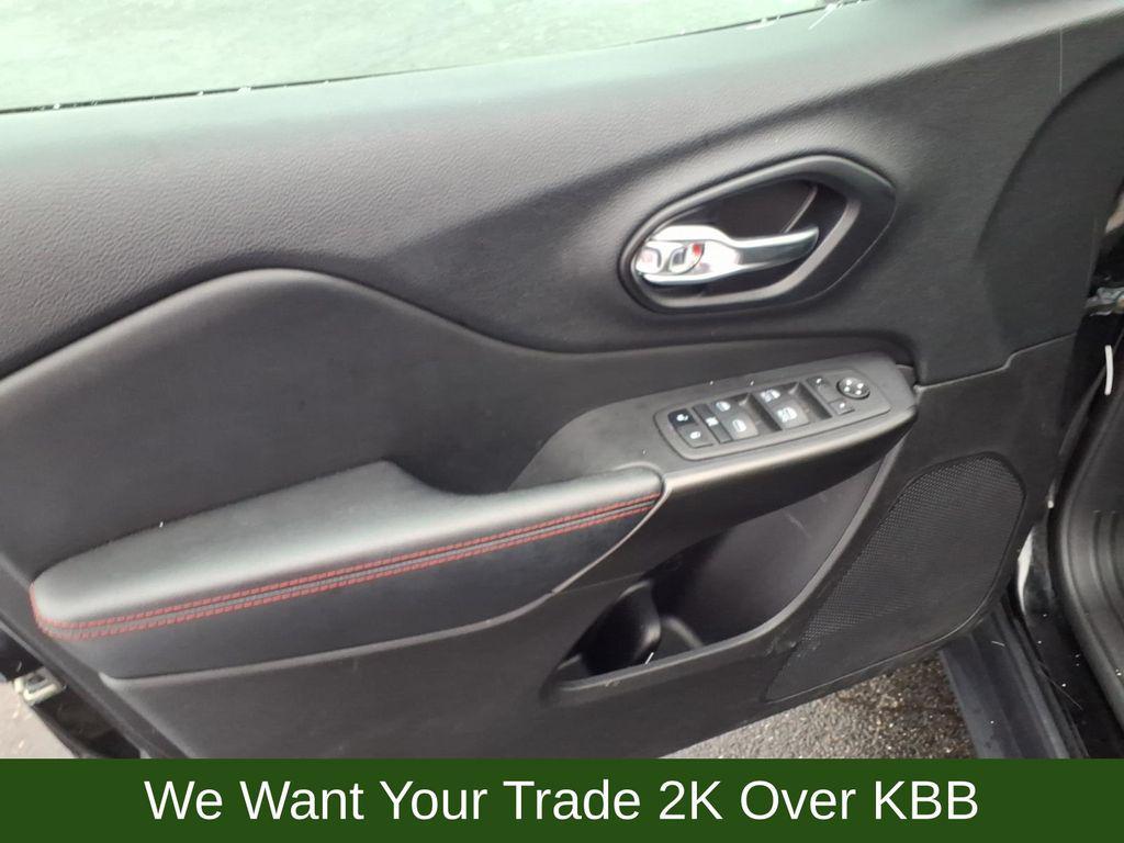 used 2021 Jeep Cherokee car, priced at $27,224