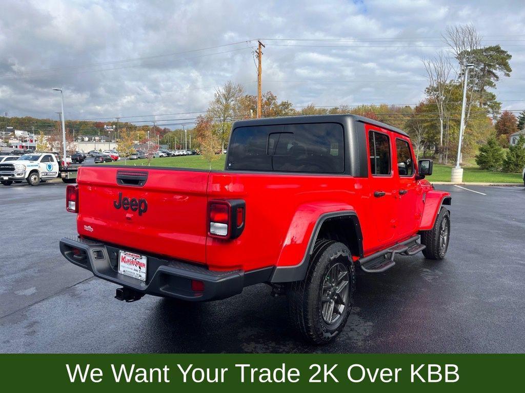 used 2024 Jeep Gladiator car, priced at $40,477