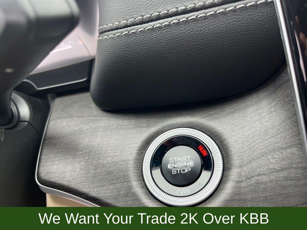 new 2025 Jeep Grand Cherokee car, priced at $44,276