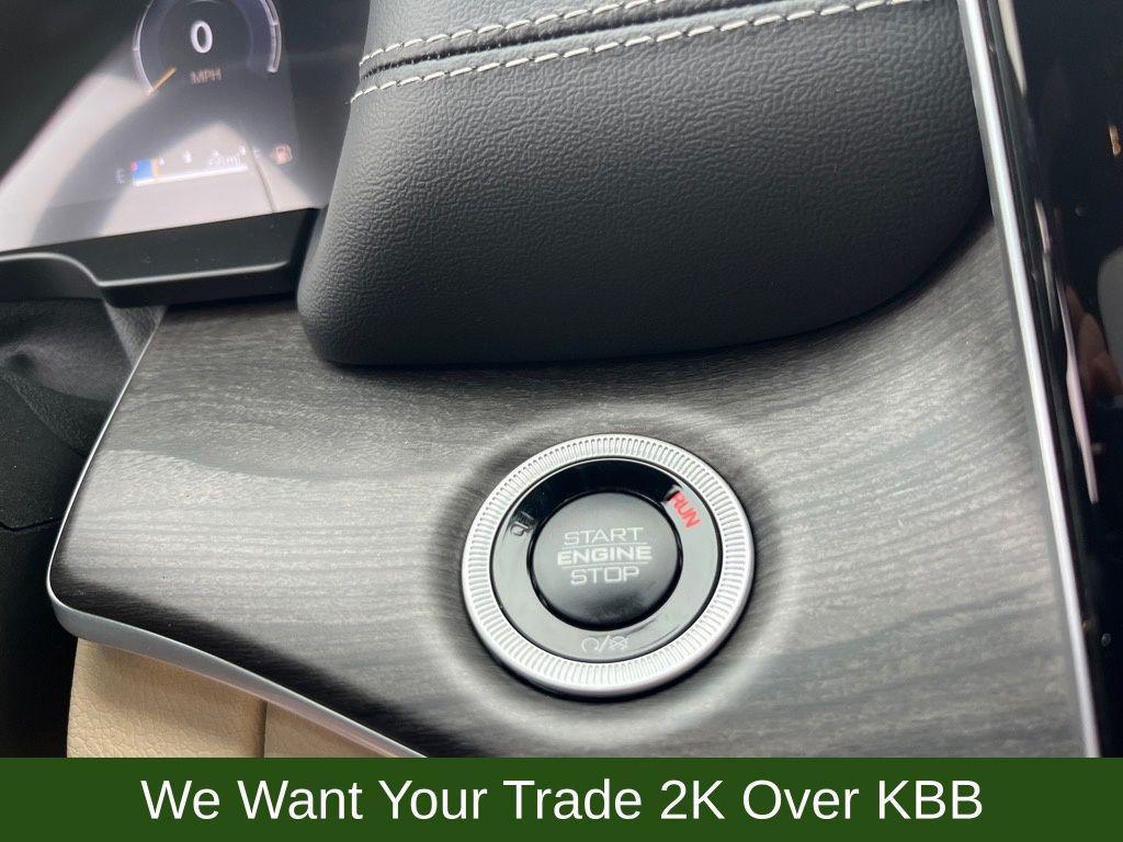 new 2025 Jeep Grand Cherokee car, priced at $44,276