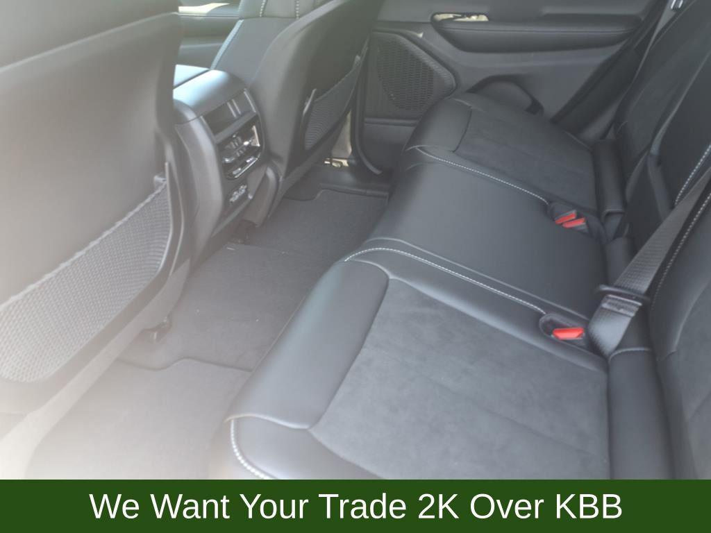 new 2025 Jeep Grand Cherokee car, priced at $35,786