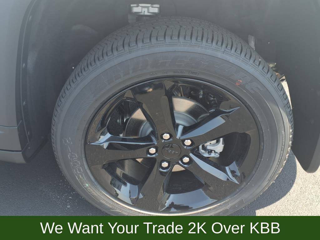 new 2025 Jeep Grand Cherokee car, priced at $35,786