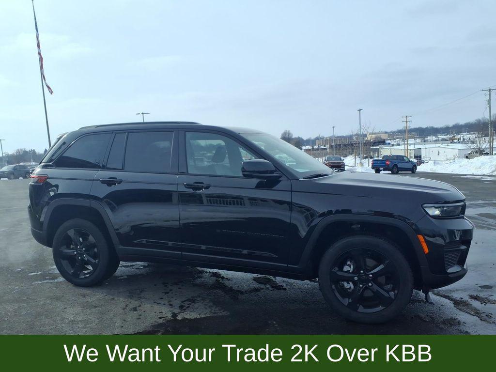 used 2024 Jeep Grand Cherokee car, priced at $44,888