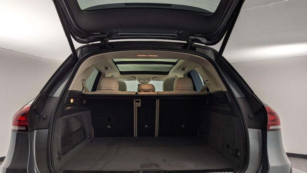 used 2020 Mercedes-Benz GLE 350 car, priced at $25,998