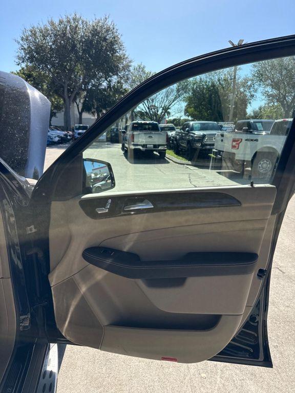 used 2015 Mercedes-Benz M-Class car, priced at $11,499