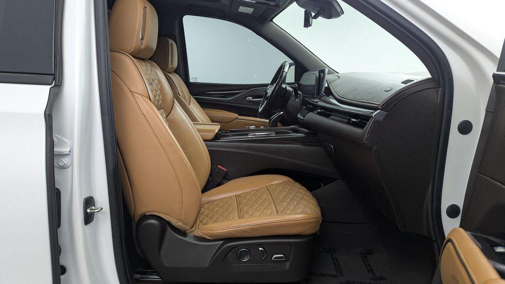 used 2021 Cadillac Escalade ESV car, priced at $46,999