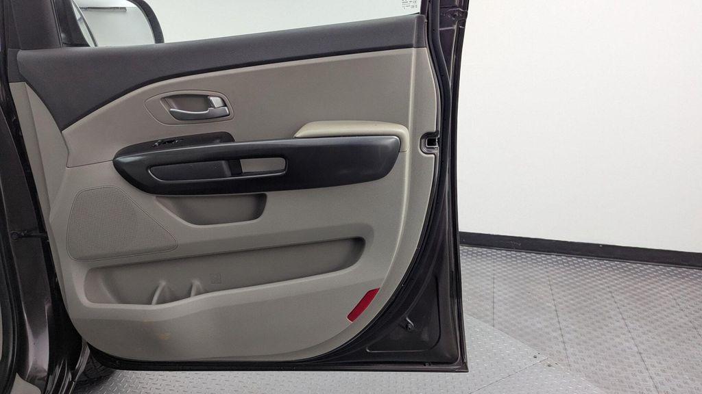 2016 Titanium Bronze Pearl Metallic Kia Sedona