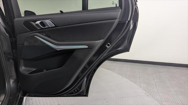 2022 Dark Graphite Metallic BMW X5