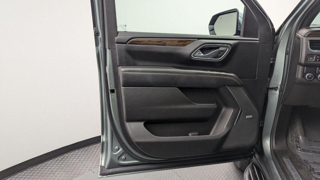 used 2023 Chevrolet Suburban car, priced at $34,999