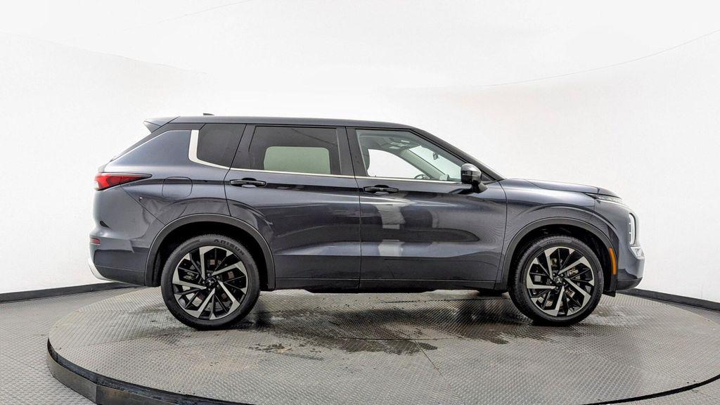 used 2024 Mitsubishi Outlander car, priced at $20,999