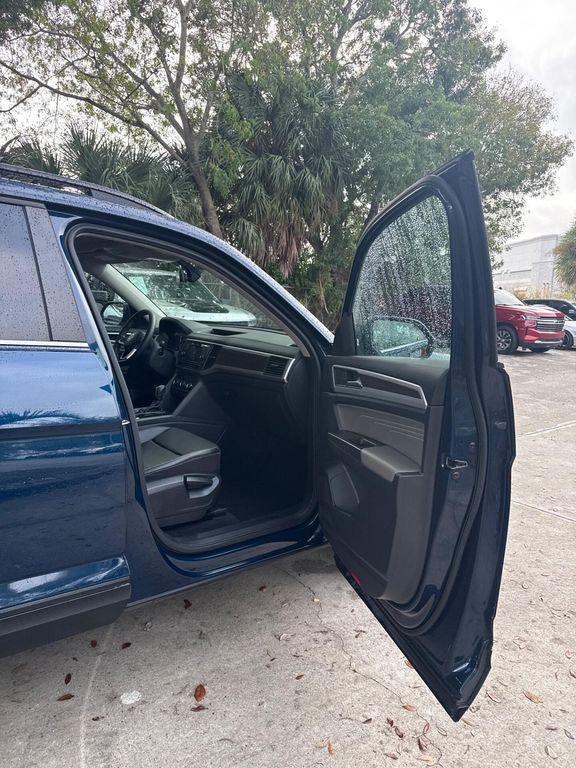used 2022 Volkswagen Atlas car, priced at $22,499