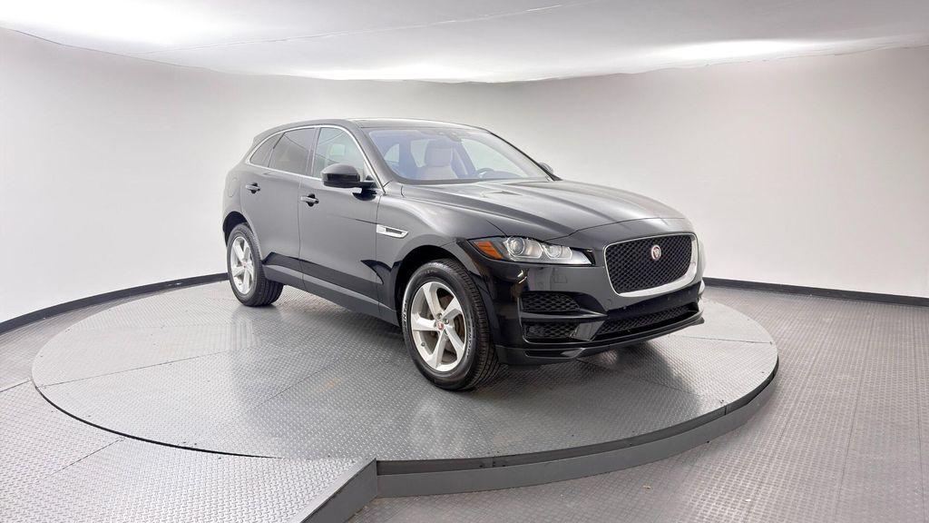 Jaguar F-Pace view 11