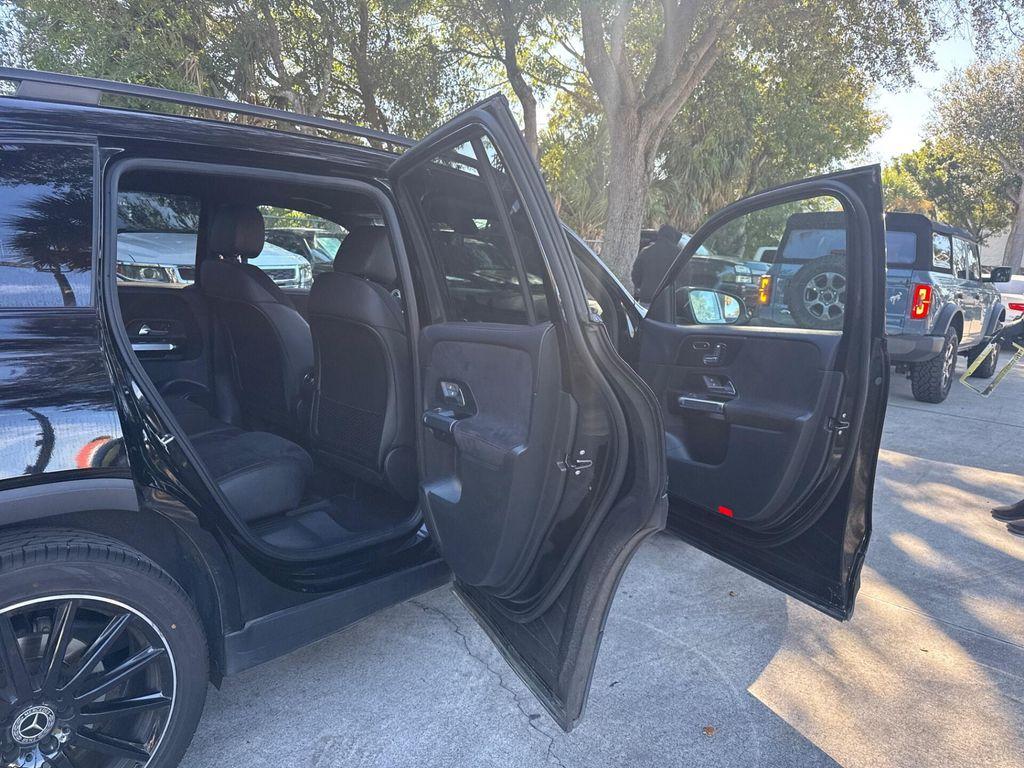 used 2023 Mercedes-Benz GLB 250 car, priced at $24,299