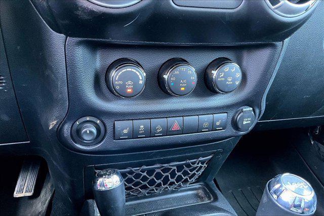 used 2015 Jeep Wrangler Unlimited car, priced at $22,433