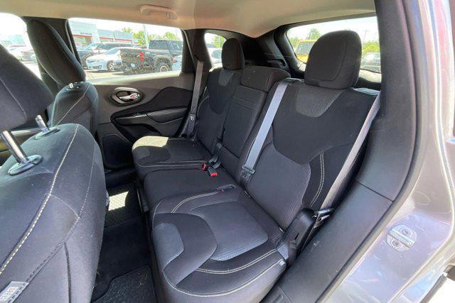 used 2015 Jeep Cherokee car, priced at $8,980