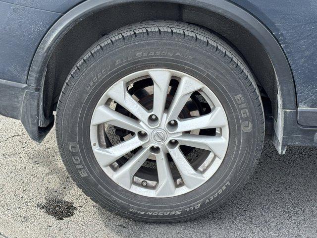 used 2015 Nissan Rogue car, priced at $10,343