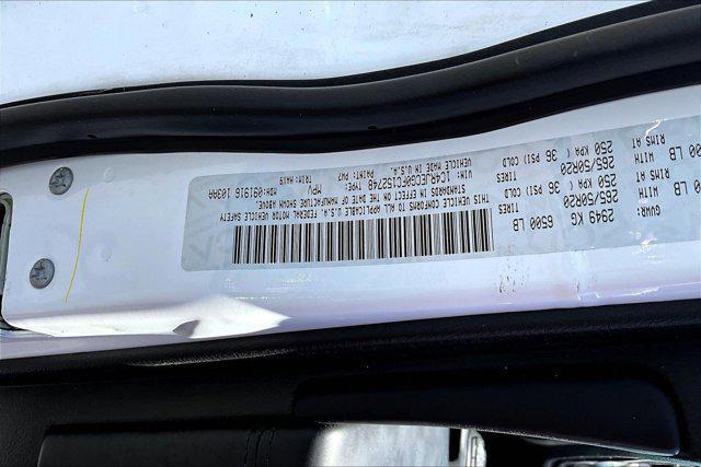 used 2015 Jeep Grand Cherokee car, priced at $15,998