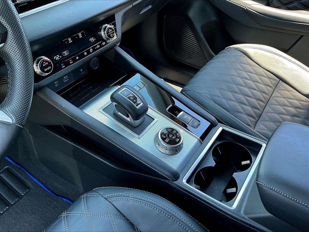 used 2023 Mitsubishi Outlander PHEV car, priced at $26,664