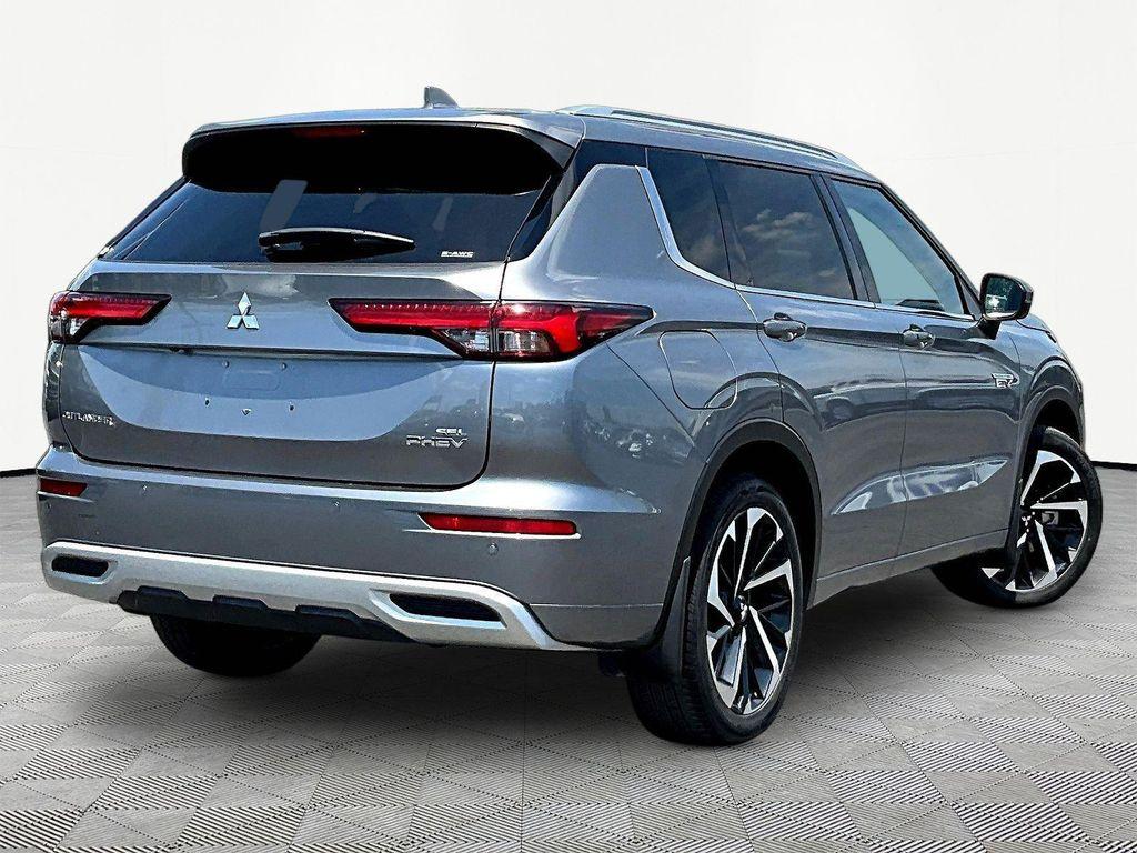 used 2023 Mitsubishi Outlander PHEV car, priced at $26,664