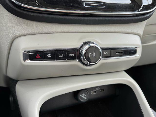 used 2023 Volvo XC40 car, priced at $28,182