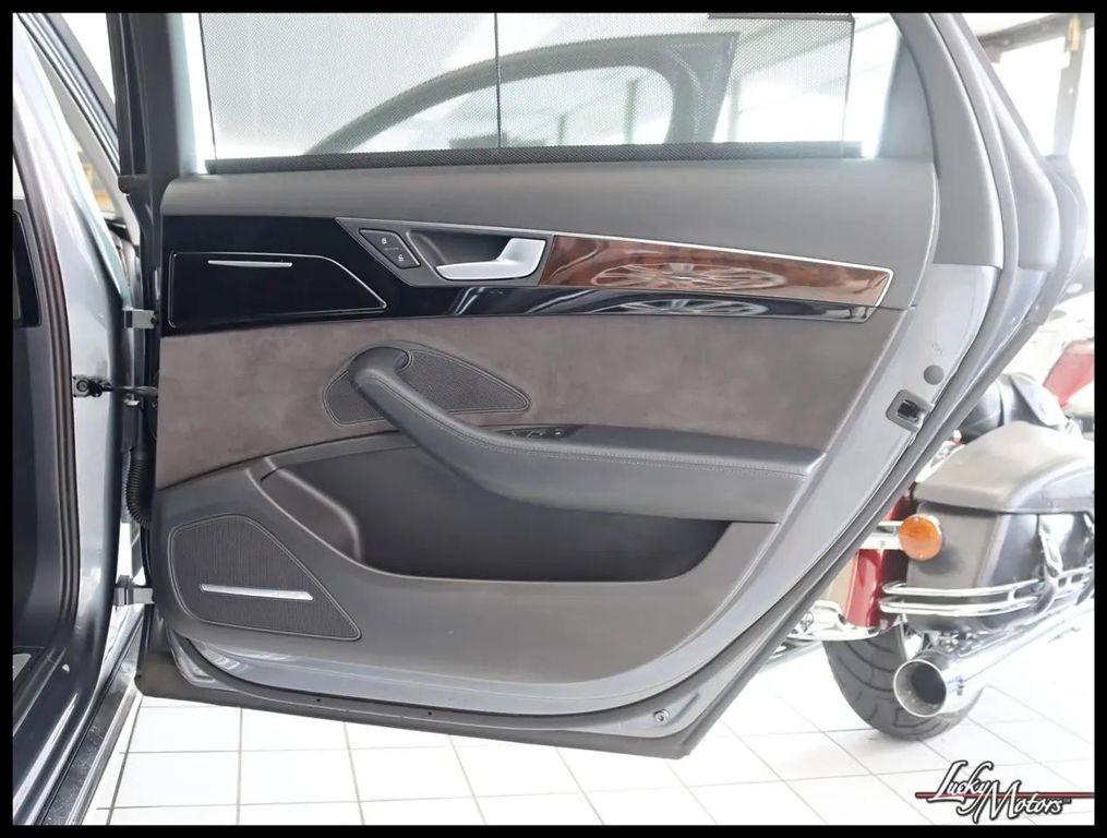 2015 Daytona Gray Pearl Effect Audi A8