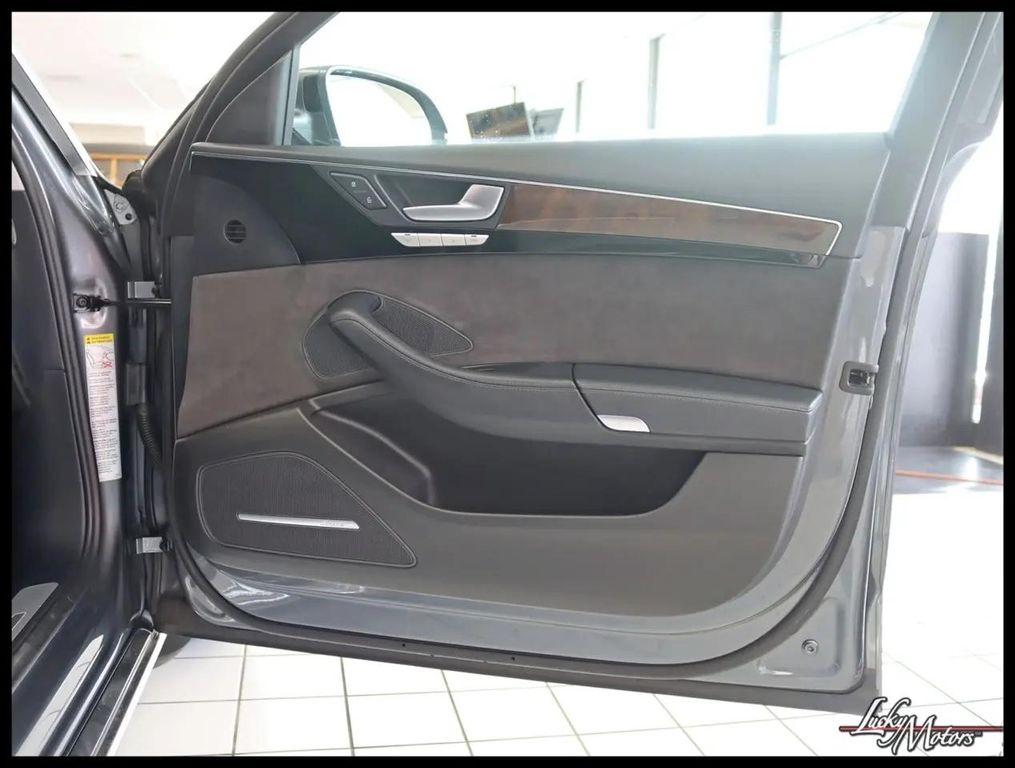 2015 Daytona Gray Pearl Effect Audi A8