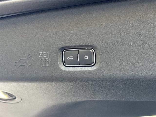 new 2026 Ford Expedition car, priced at $81,915