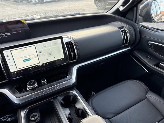 new 2026 Ford Expedition car, priced at $81,915