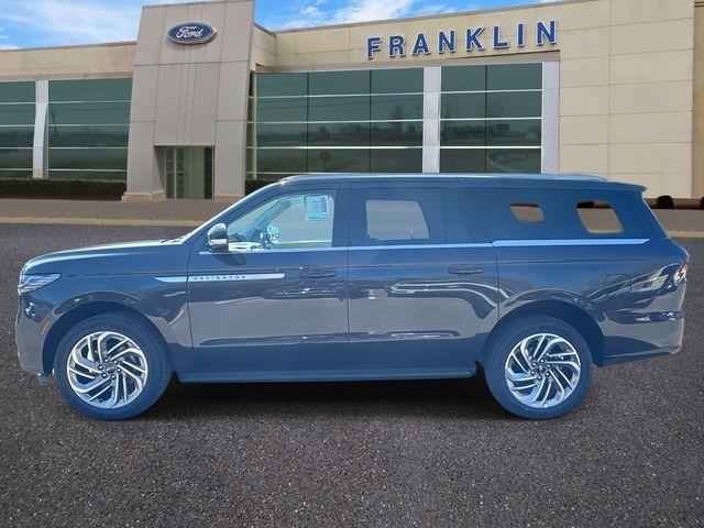 new 2026 Lincoln Navigator car, priced at $98,745