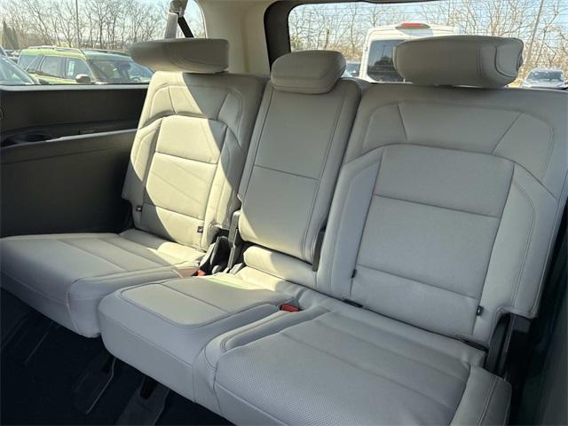 new 2026 Lincoln Navigator car, priced at $98,745