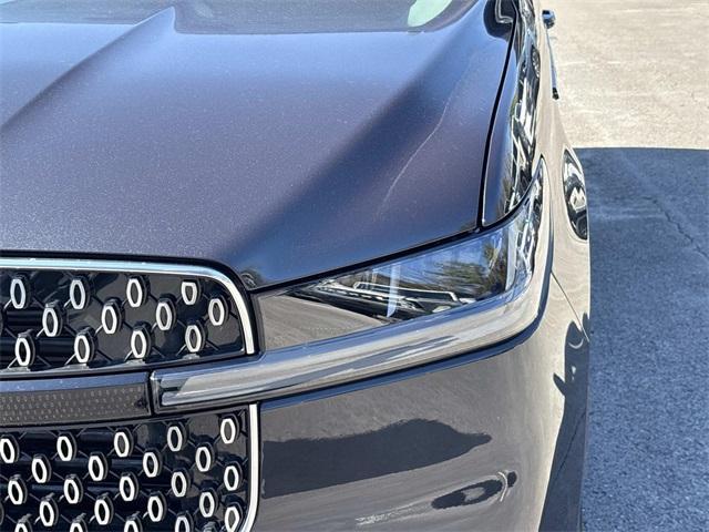 new 2026 Lincoln Navigator car, priced at $98,745