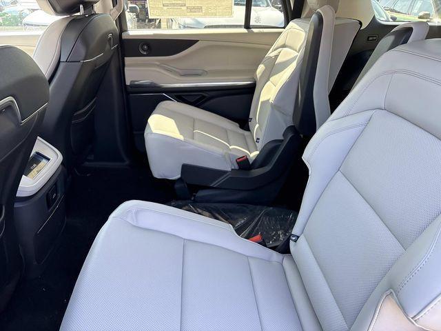 new 2026 Lincoln Navigator car, priced at $98,745