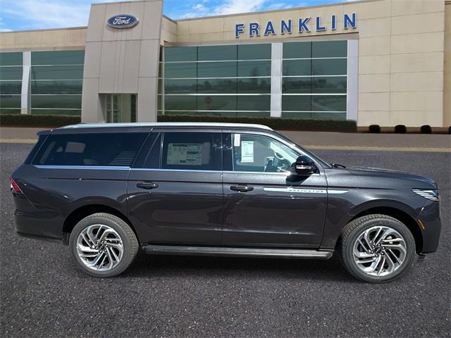 new 2026 Lincoln Navigator car, priced at $98,745
