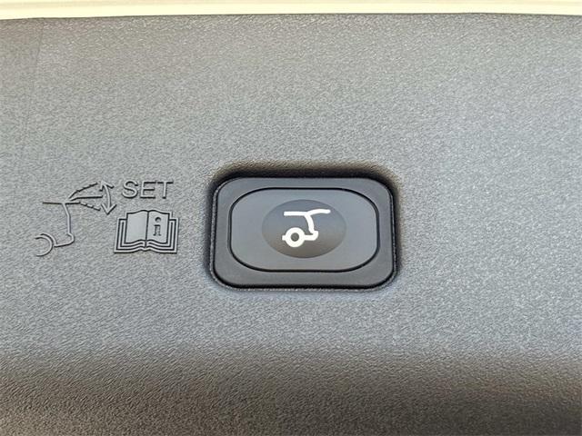 new 2026 Lincoln Nautilus car, priced at $66,690