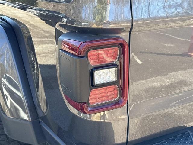 used 2022 Jeep Gladiator car, priced at $35,000