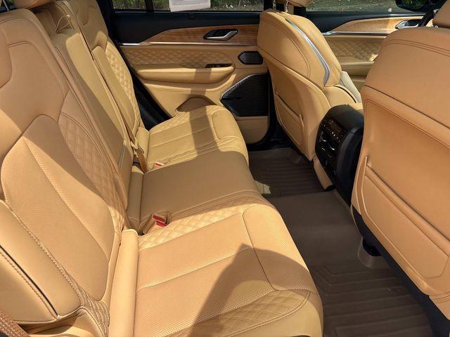 used 2024 Jeep Grand Cherokee car, priced at $45,799