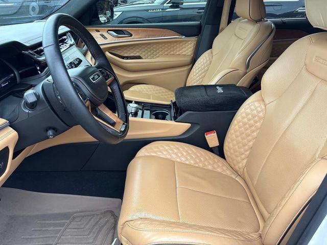 used 2024 Jeep Grand Cherokee car, priced at $47,399