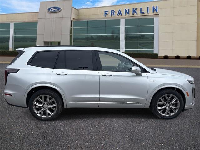 used 2020 Cadillac XT6 car, priced at $30,500