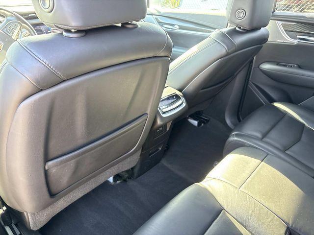 used 2020 Cadillac XT6 car, priced at $29,000